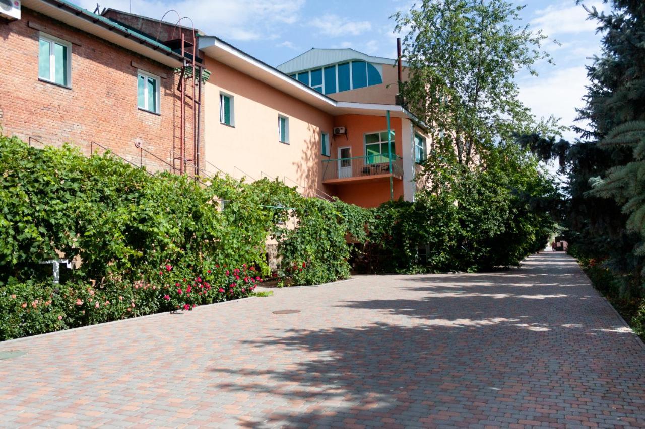 Fortetsya "Стабільне Електропостачання!" Uman Exterior photo
